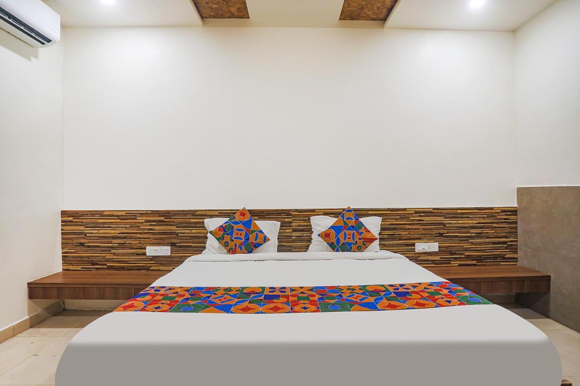 Fabexpress Jai Manglam Service Apartment Nagpur Exteriör bild